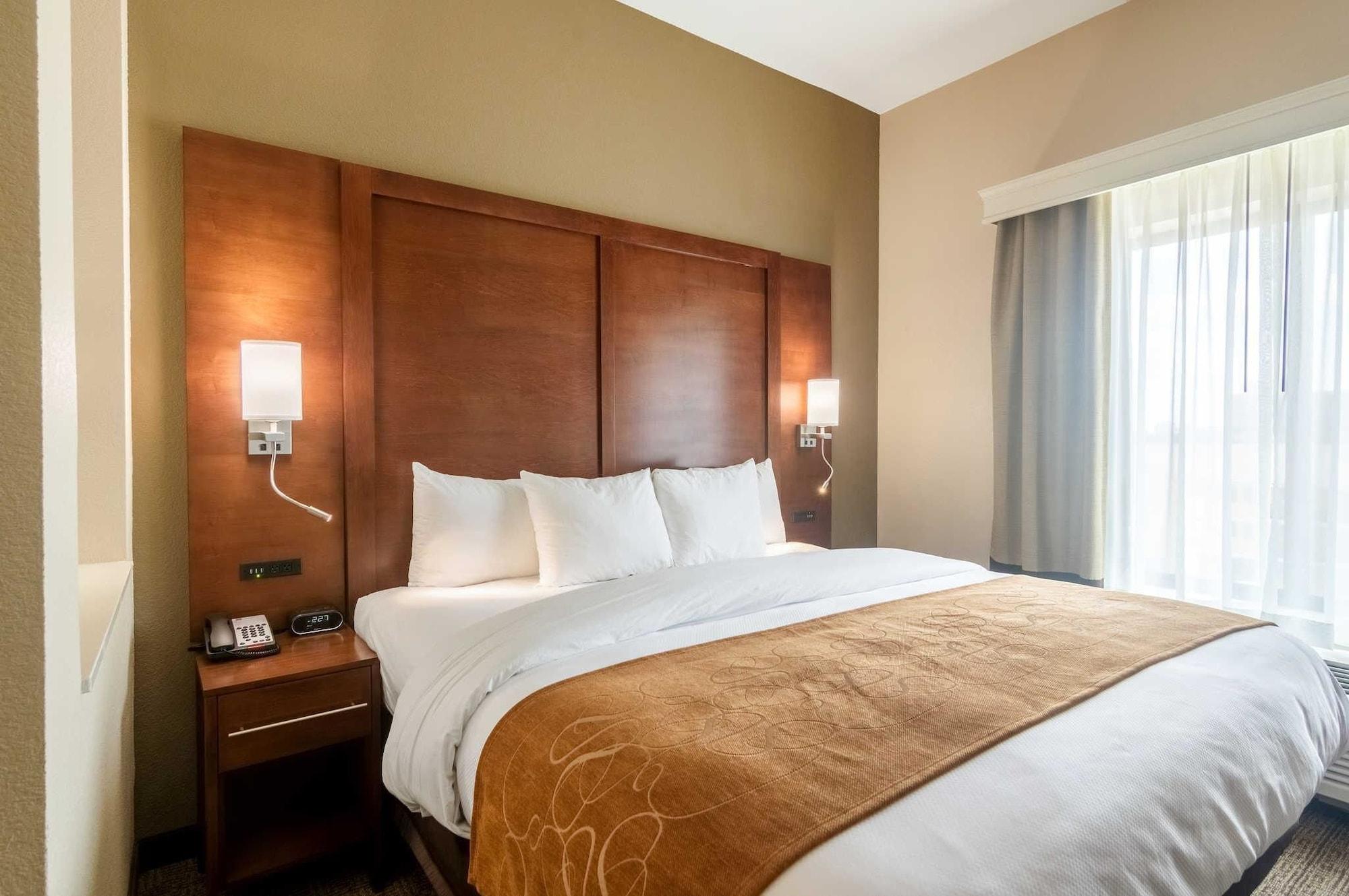 Comfort Suites Fairgrounds West Oklahoma City Extérieur photo