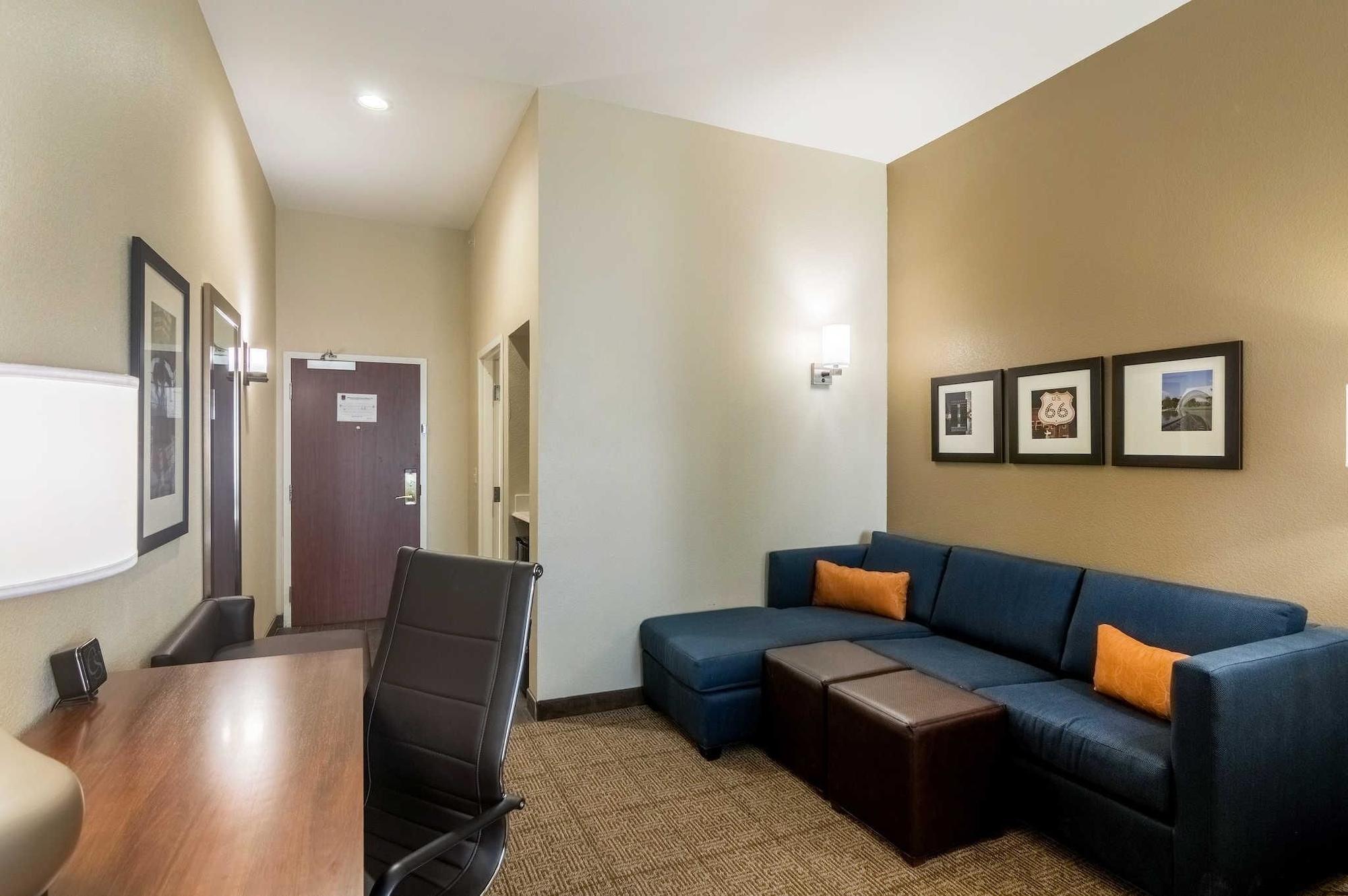 Comfort Suites Fairgrounds West Oklahoma City Extérieur photo