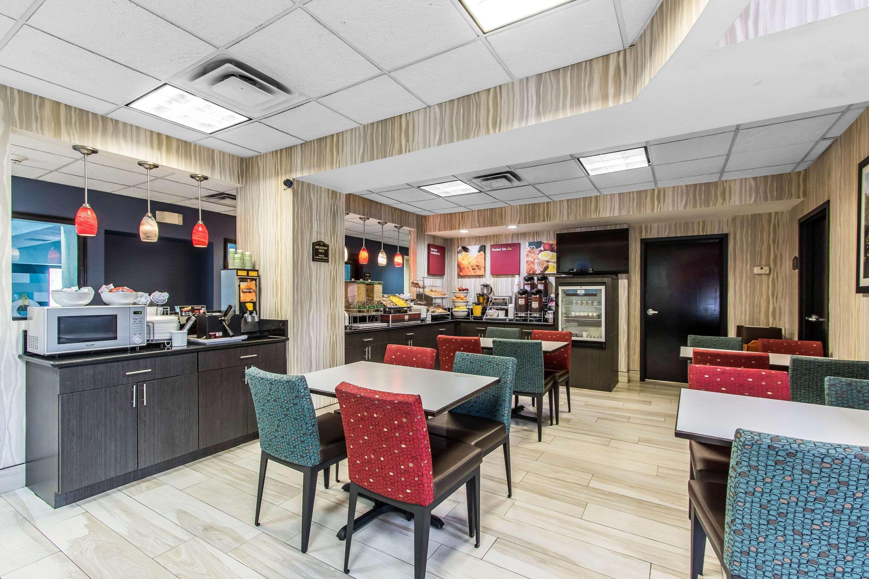 Comfort Suites Fairgrounds West Oklahoma City Extérieur photo