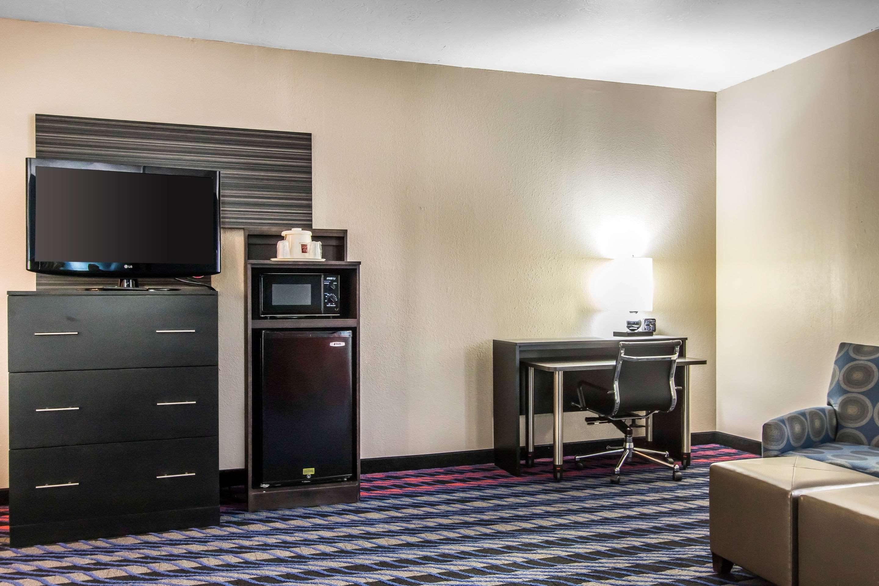 Comfort Suites Fairgrounds West Oklahoma City Extérieur photo