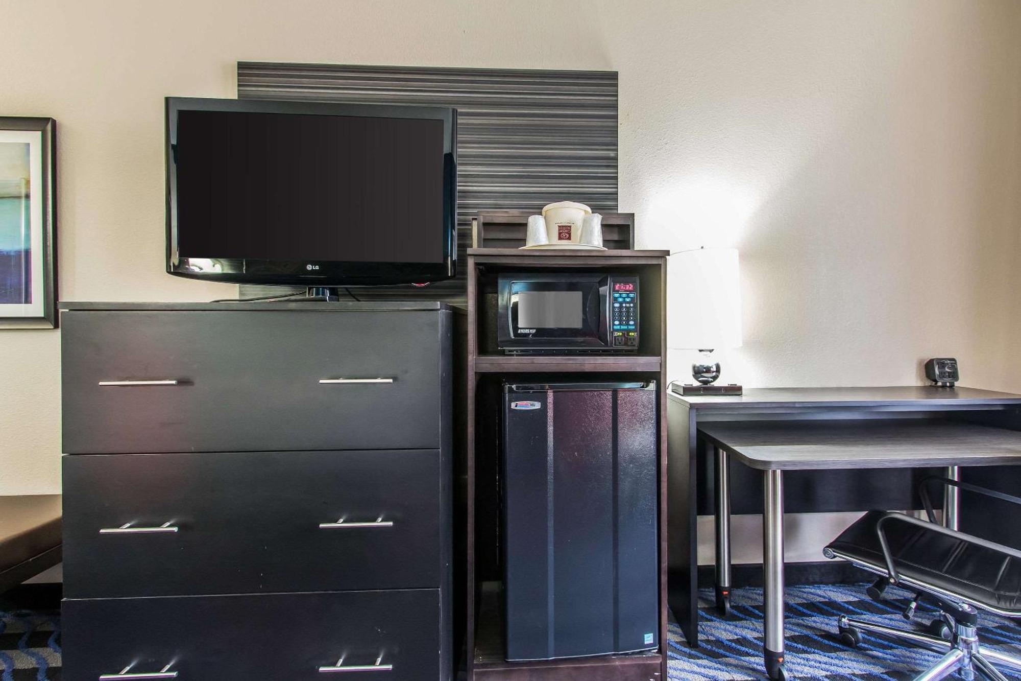 Comfort Suites Fairgrounds West Oklahoma City Extérieur photo