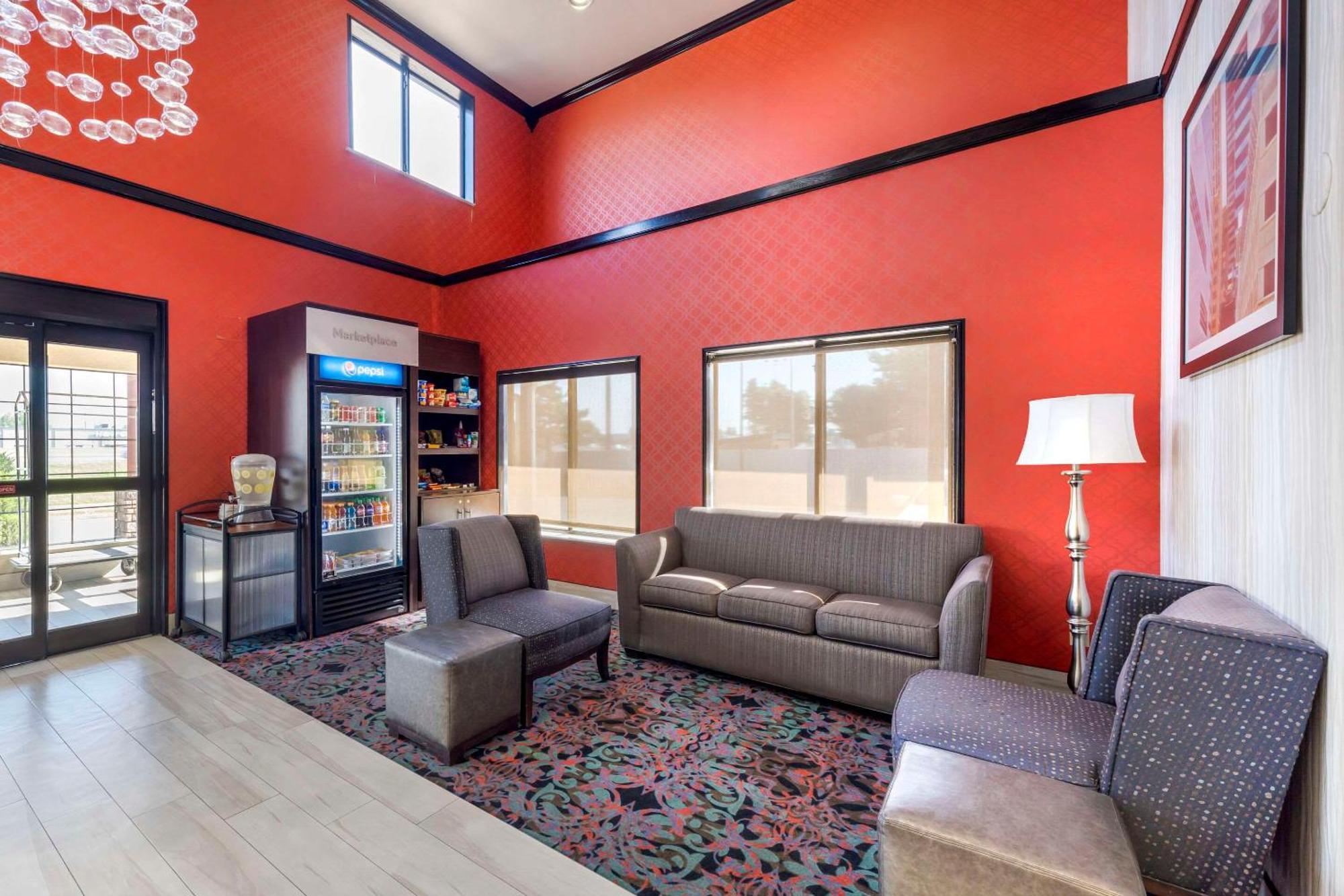 Comfort Suites Fairgrounds West Oklahoma City Extérieur photo