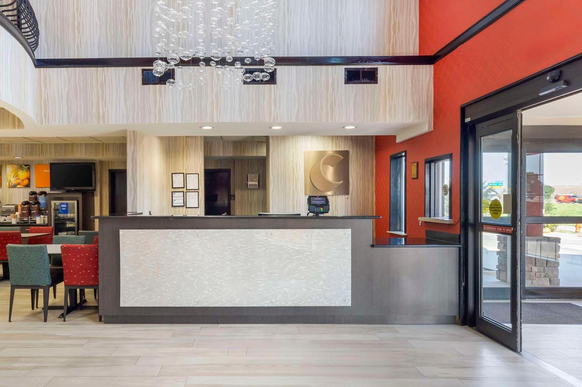 Comfort Suites Fairgrounds West Oklahoma City Extérieur photo
